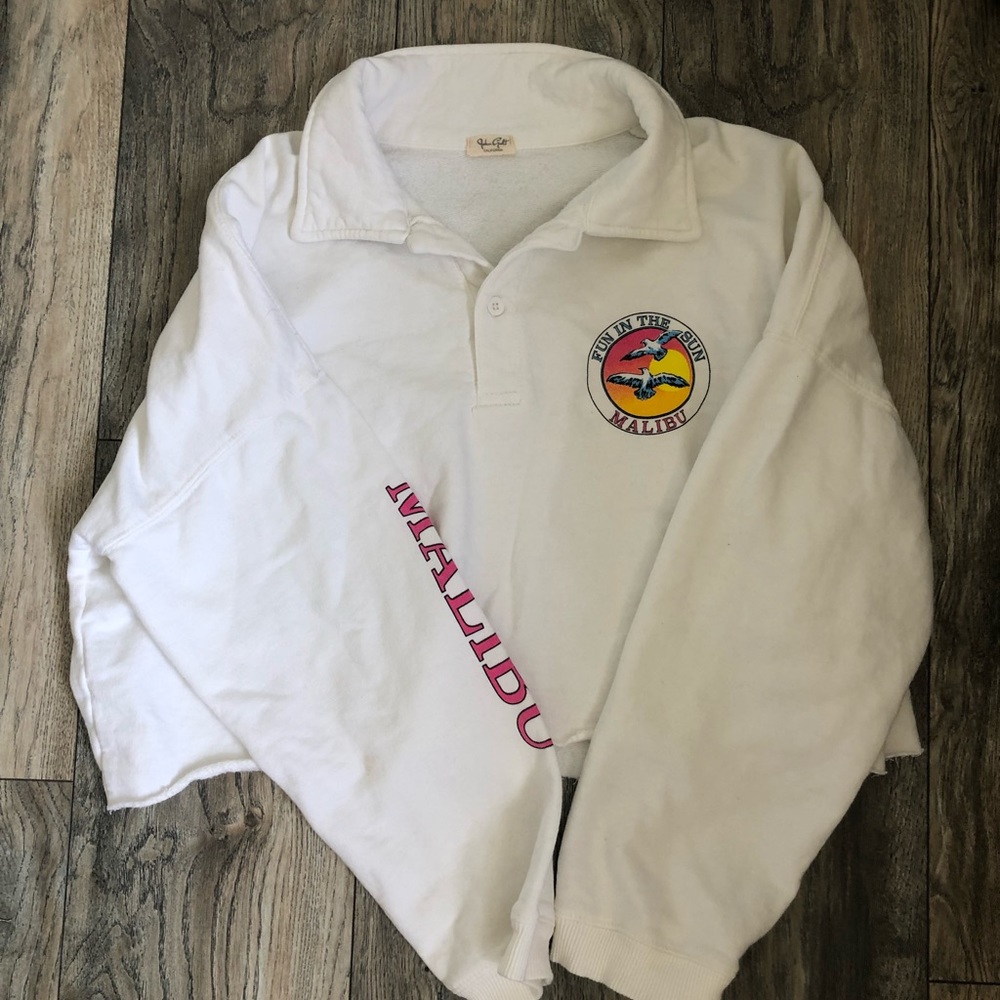 White collared sweatshirt